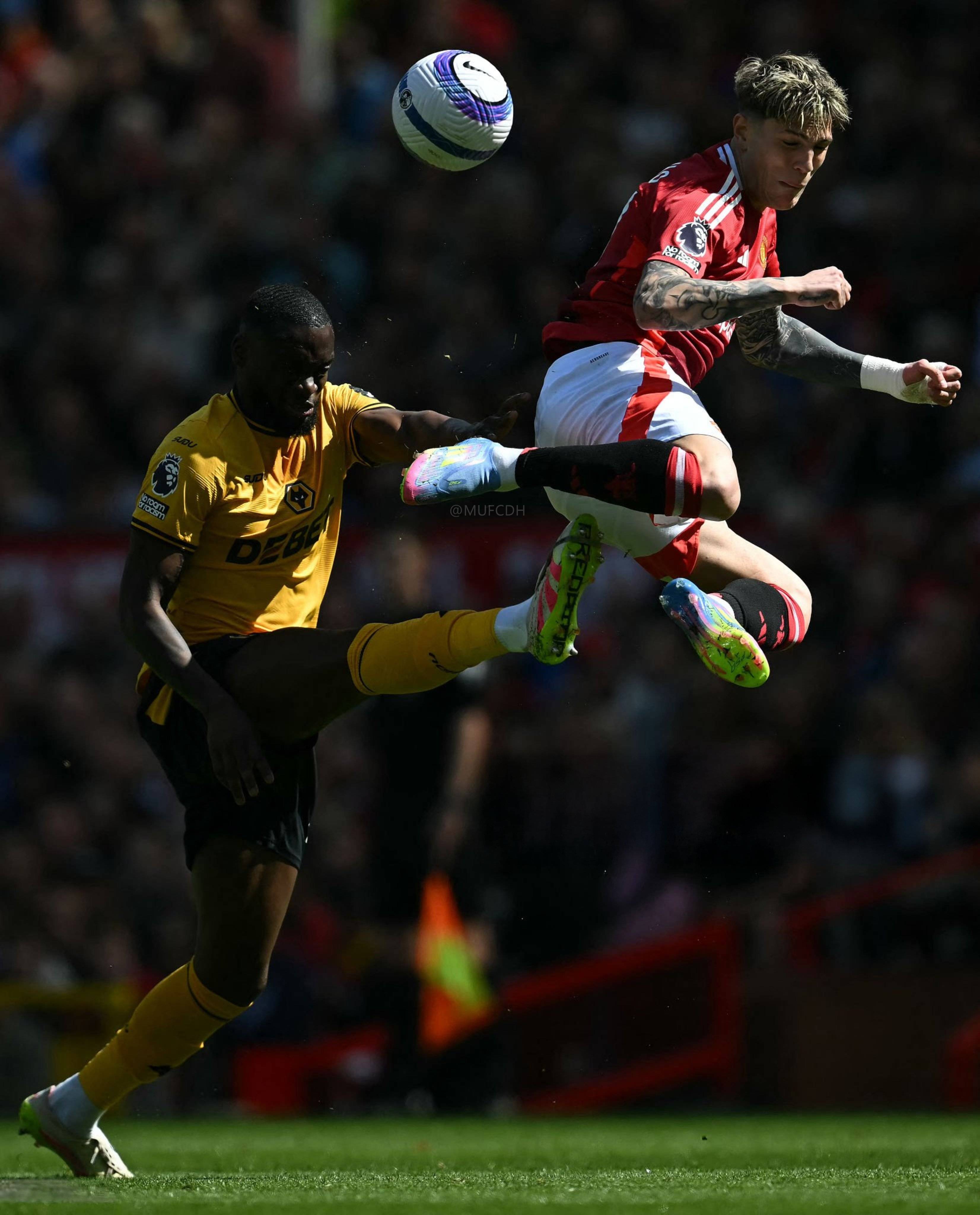 九游(中国)官网登录曼联后卫神勇救险，助球队成功保级，最新工程注意.的简单介绍