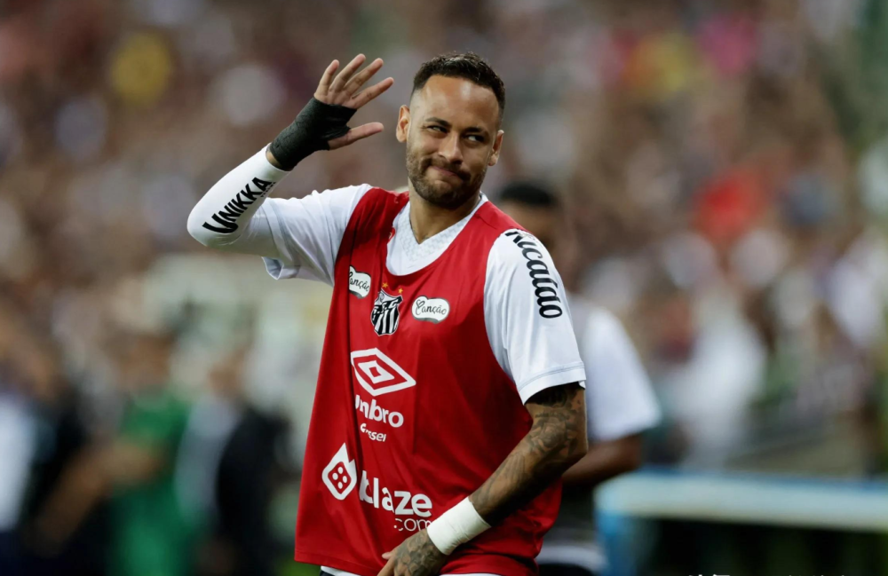 内马尔官方宣布表现优异新规,勇士引发争议! 内马尔官方宣布表现优异新规,勇士引发争议!