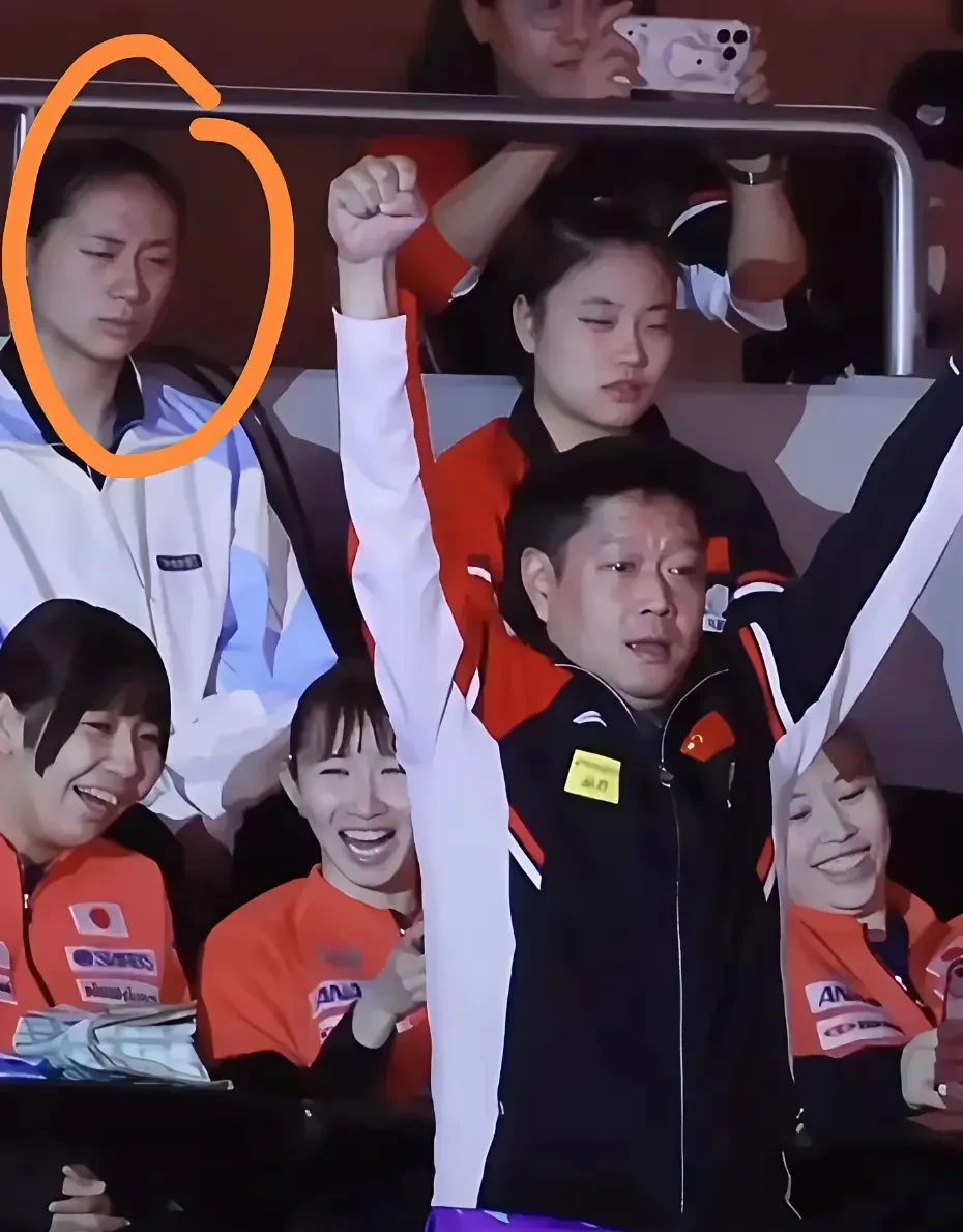 九游中国官网登录平台包含Doinb重返赛场，重要助攻首场状态出色，DWG观众沸腾！气势如虹延续的词条