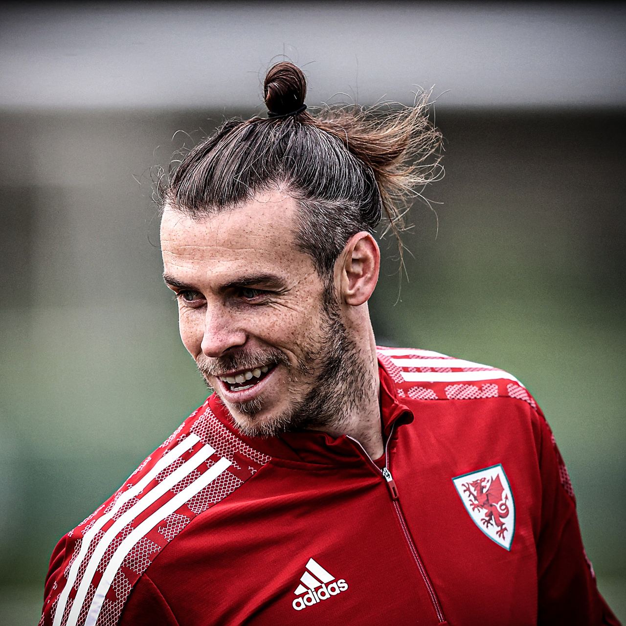 九游中国官网登录平台关于Ning迎来七赛季高光表现，皇家马德里球迷沸腾！的信息