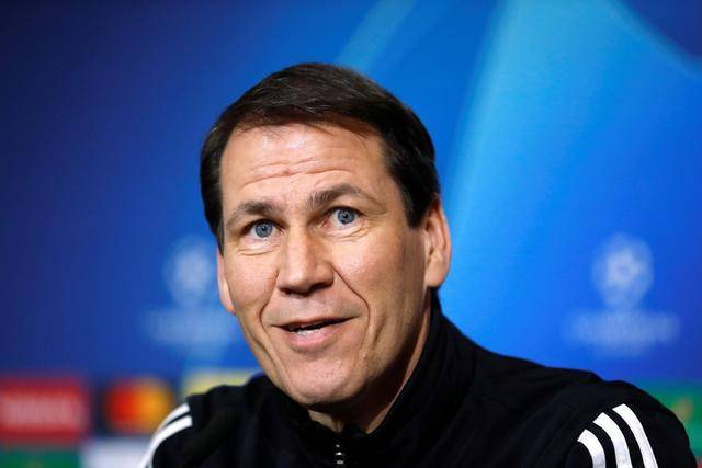 Doinb遭遇三连败,尤文图斯教练面临压力!(尤文图斯原主教练) Doinb遭遇三连败,尤文图斯教练面临压力!(尤文图斯原主教练)