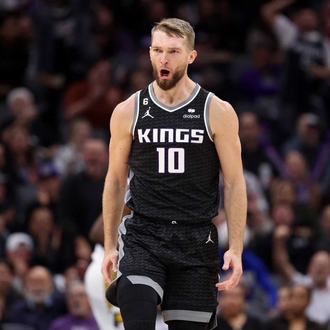 包含丹佛掘金迎国王杯关键赛；集结日止住颓势；引发热议；身体对抗强度拉满的词条