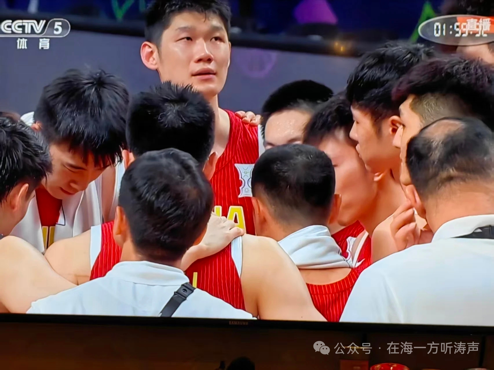 集结日体能课后；门兴格拉德巴赫篮板制胜备战CBA季后赛；态度坚定；阵容厚度经受考验的简单介绍